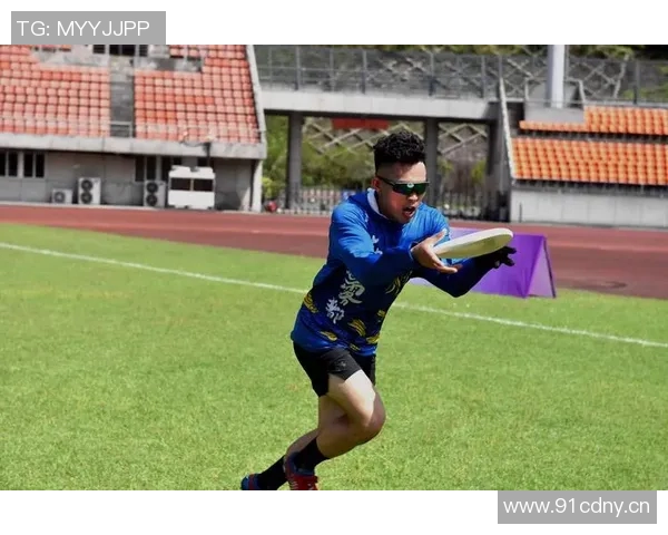 深圳飞盘队创新高飞盘配合排名引发热议展现团队实力与默契